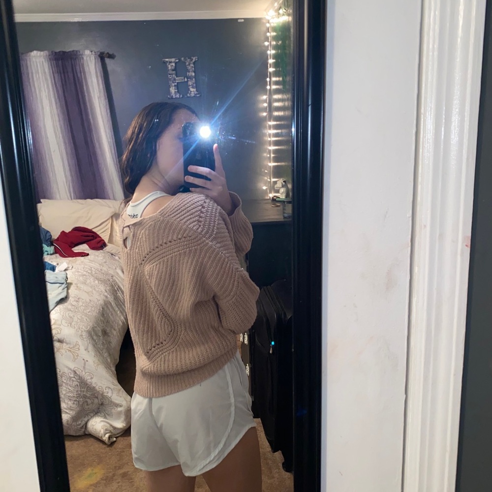 Pink Sweater - Picture 4 of 4